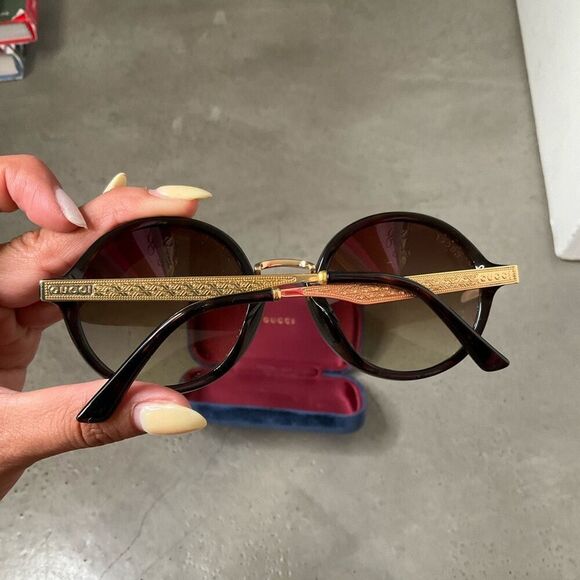 Gucci Round and Gold Metal Sunglasses - Picture 2 of 9